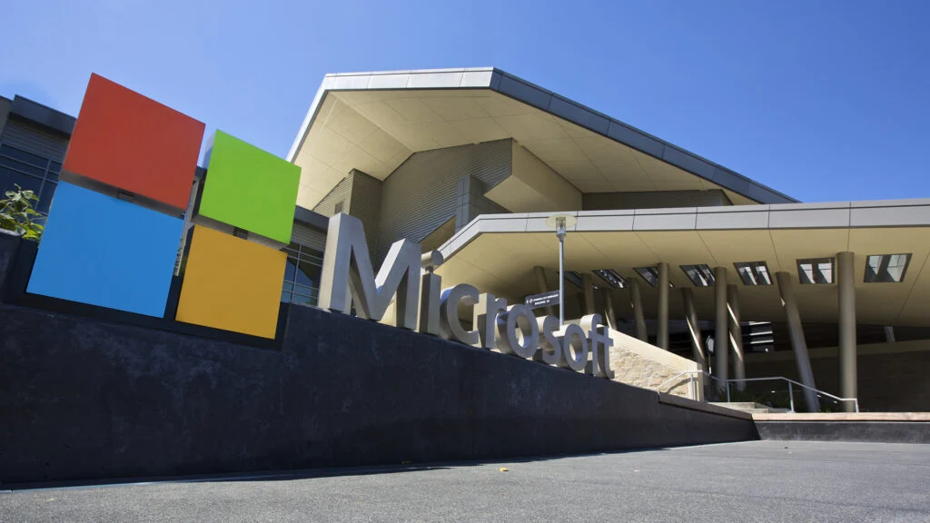 مایکروسافت 10 هزار کارمند خود را اخراج خواهد کرد